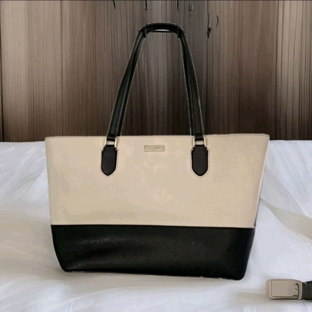 Elegant Black and Cream Tote Bag